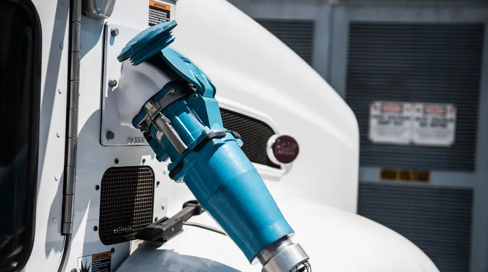 Read more about the article Qualified Commercial Clean Vehicle Tax Credit (45W)